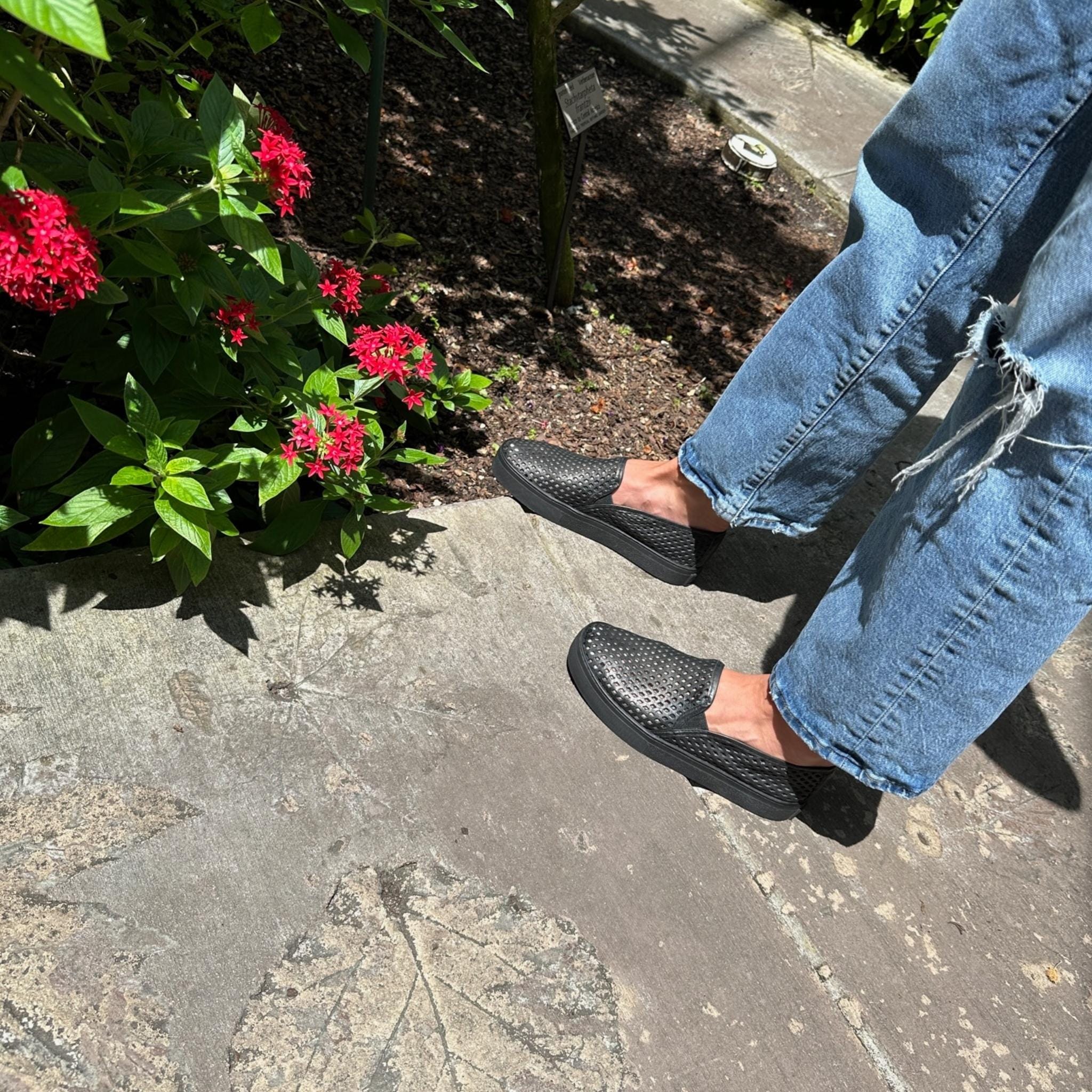 Jibs Classics Jet Black Royale leather slip-on sneaker shoes sustainable Editorial