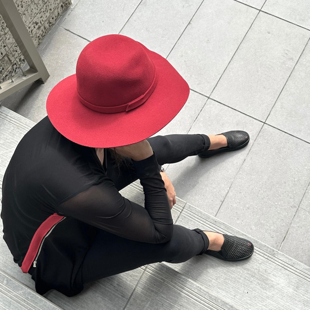 Jibs Classics Jet Black Royale leather slip-on sneaker shoes sustainable Editorial