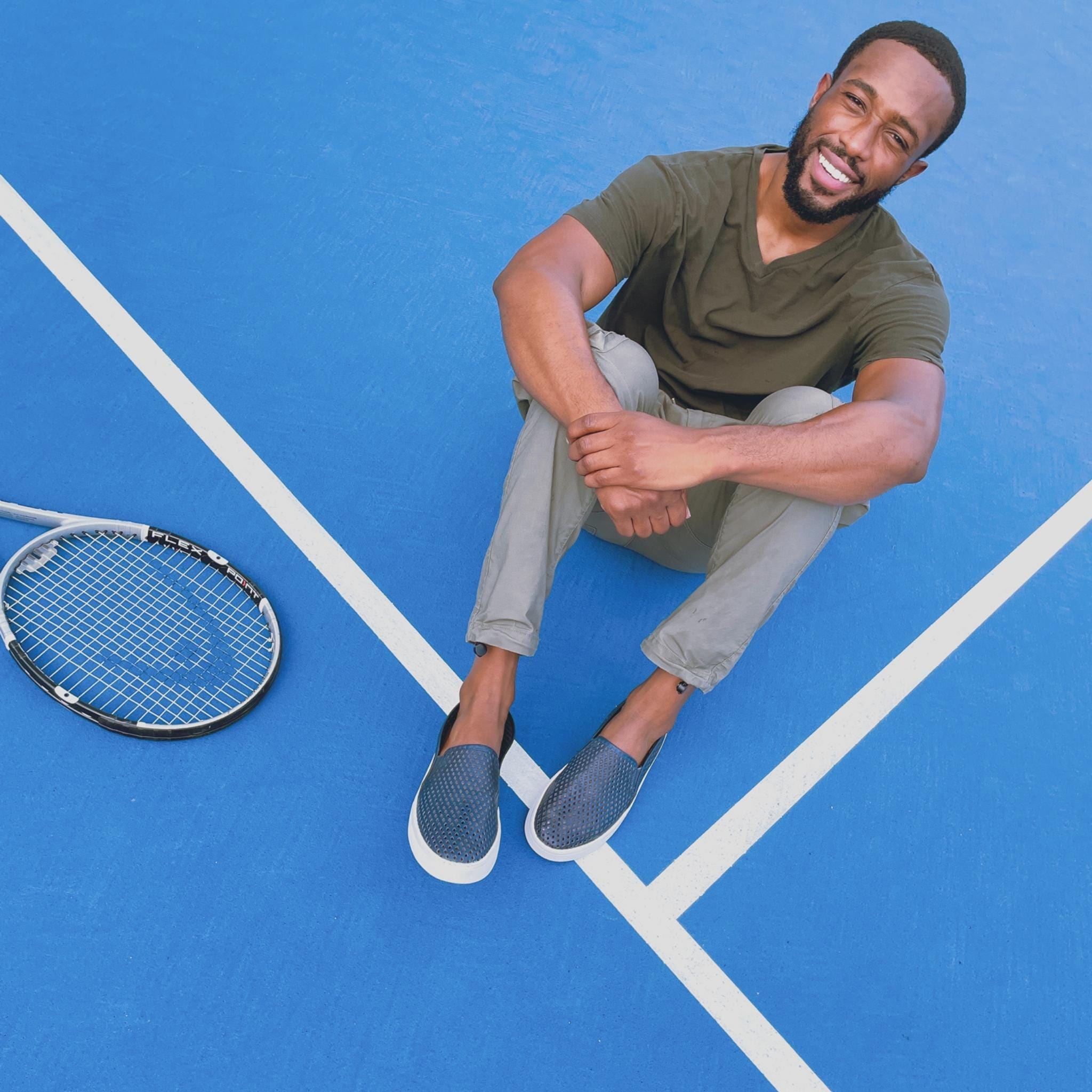 Jibs Classics Navy leather slip-on sneaker shoes sustainable Editorial