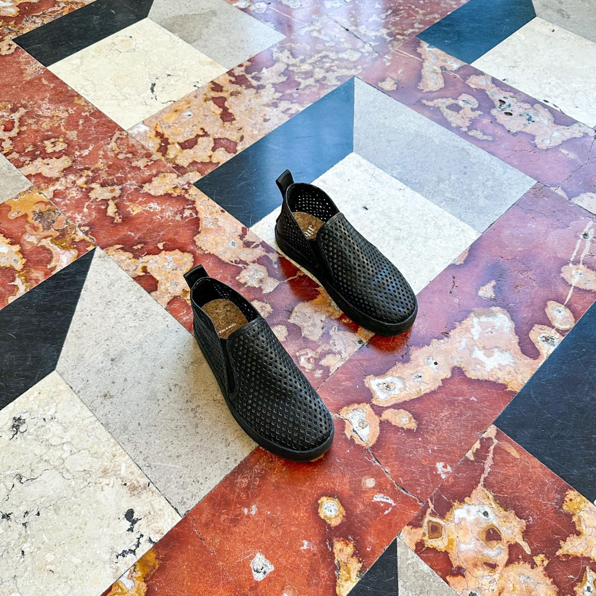 Jibs Mid Rise Jet Black Royale leather slip-on sneaker shoes sustainable Editorial