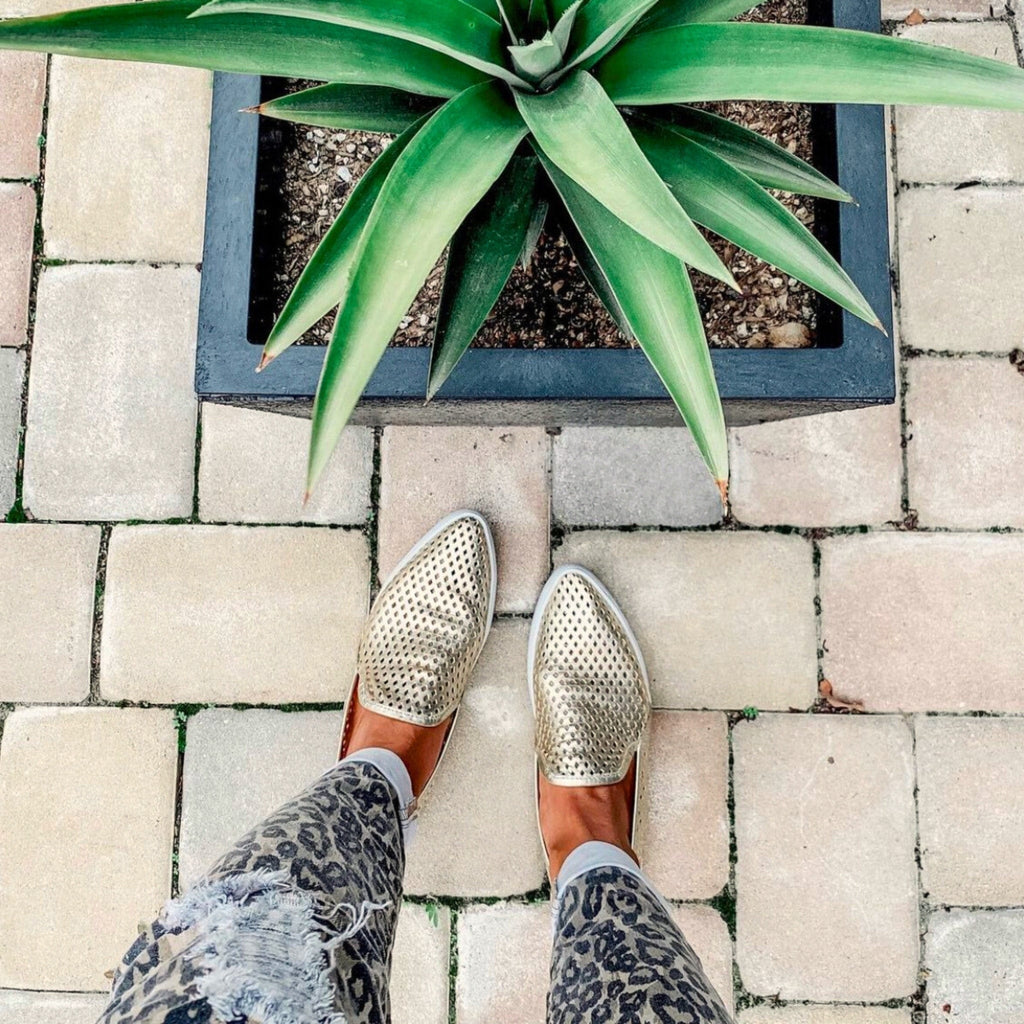 Jibs Slim Gold leather slip-on sneaker flat shoes sustainable Editorial