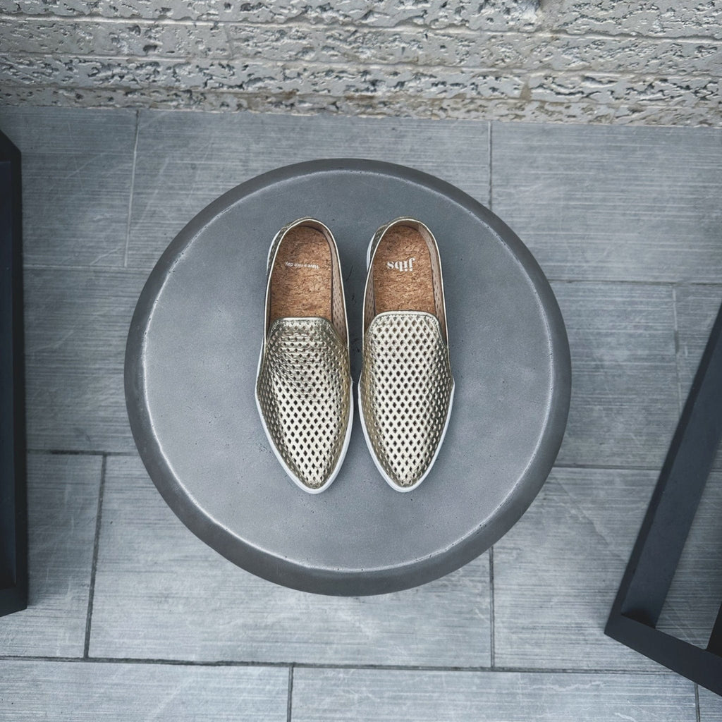 Jibs Slim Gold leather slip-on sneaker flat shoes sustainable Editorial