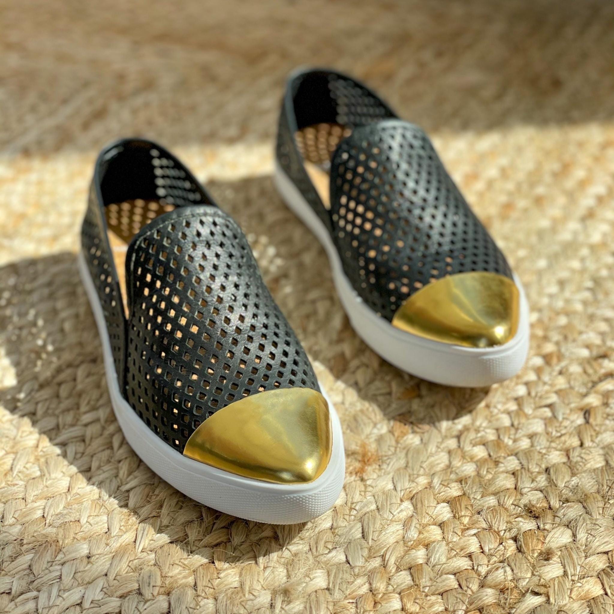 Slim Jet Black + Gold