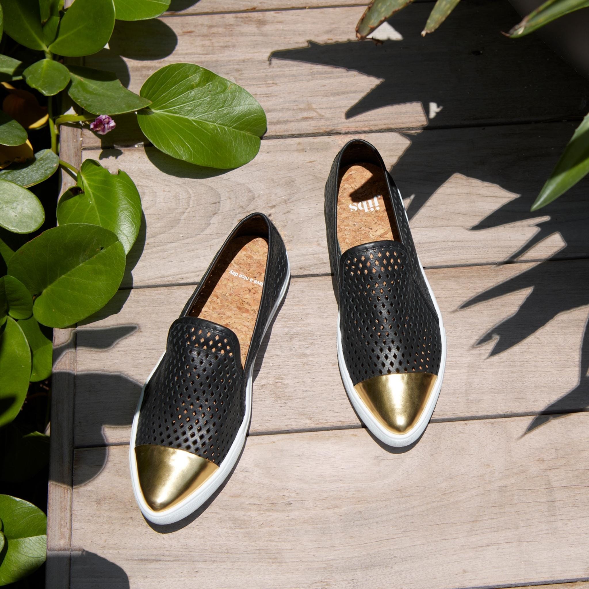 Jibs Slim Jet Black + Gold Toe Cap leather slip-on sneaker flat shoes sustainable Editorial