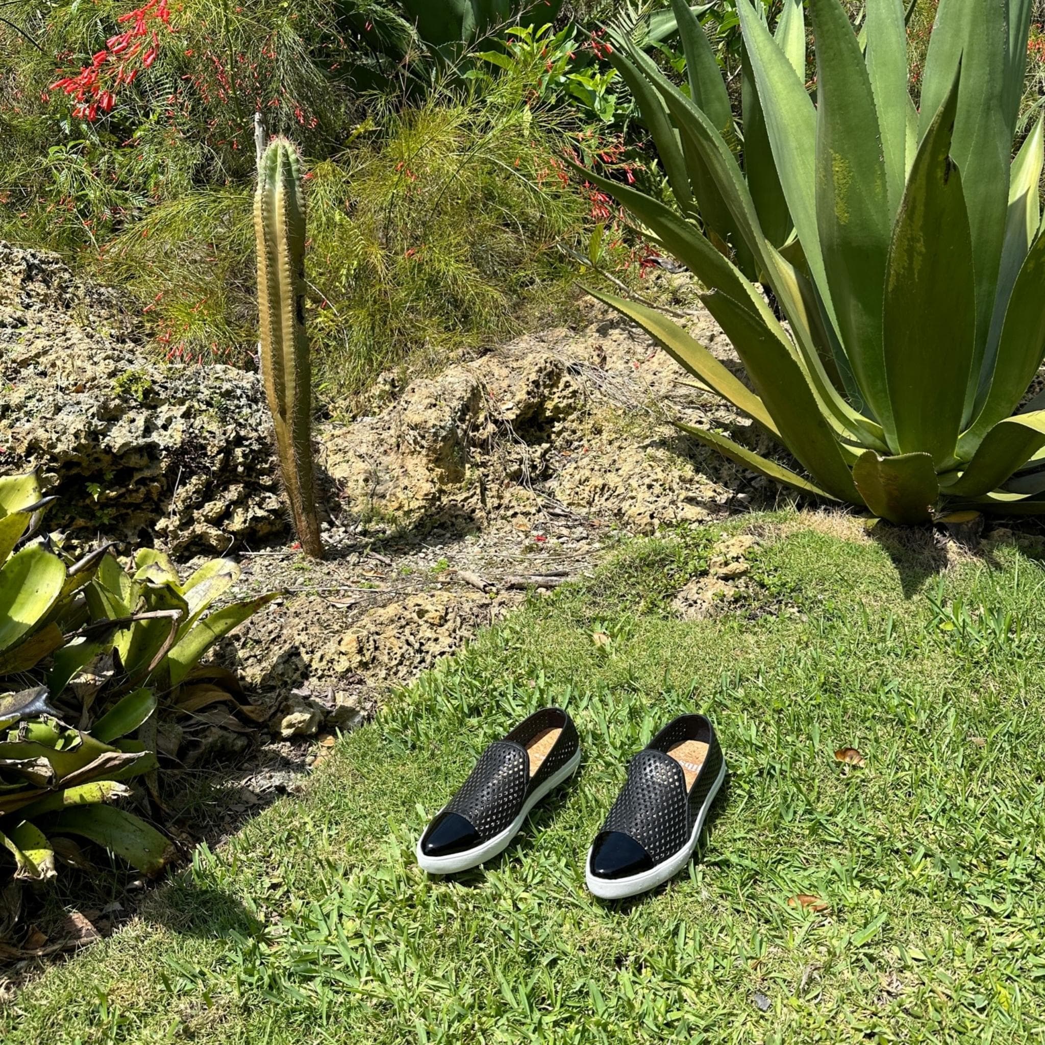 Jibs Slim Jet Black + Onyx Toe Cap leather slip-on sneaker flat shoes sustainable Editorial