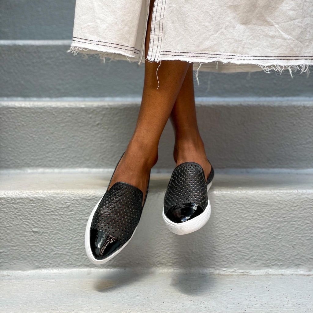 Jibs Slim Jet Black + Onyx Toe Cap leather slip-on sneaker flat shoes sustainable Editorial