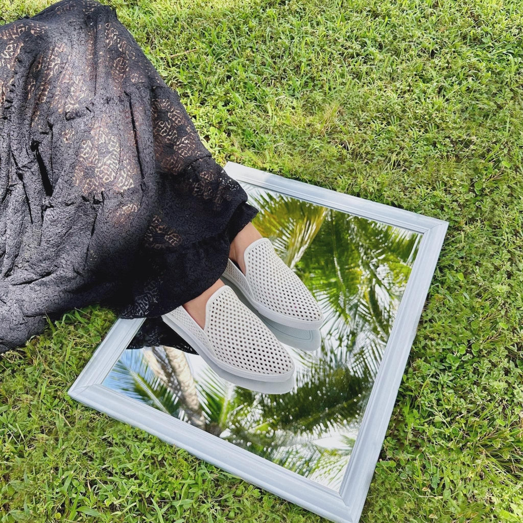 Jibs Slim Soft White leather slip-on sneaker flat shoes sustainable Editorial