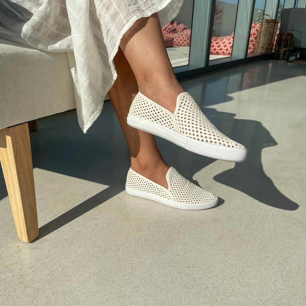 Jibs Slim Soft White leather slip-on sneaker flat shoes sustainable Editorial